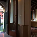 Vigna Pensión Venecia