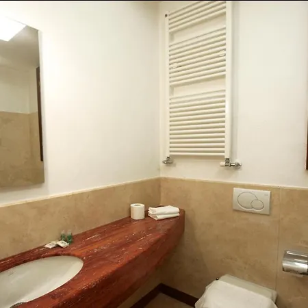 Pensionat Vigna - Only 2*